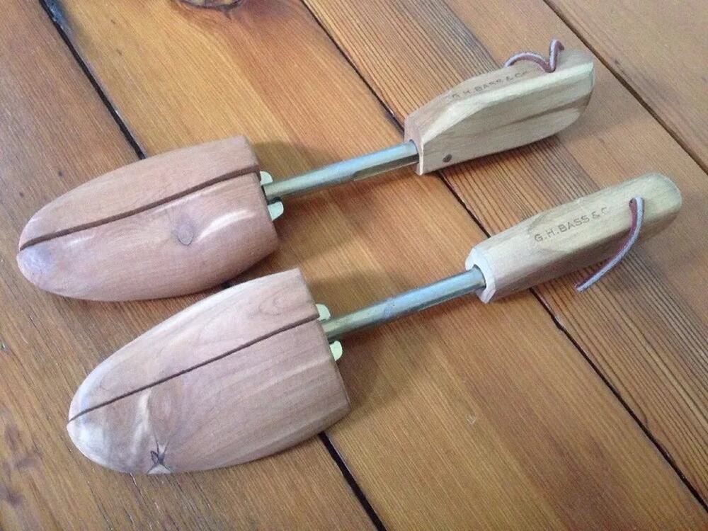 Vintage Pair GH Bass & Co Solid Wooden Cedar Wood Shoe Shapers Stretchers M
